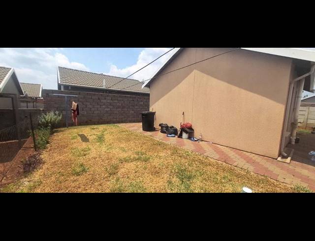 2 BEDROOM HOUSE FOR SALE IN SKY CITY